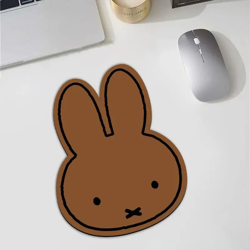 Mouse Pad em Forma de Coelho M - Office Furniture And Design avaliação e preço